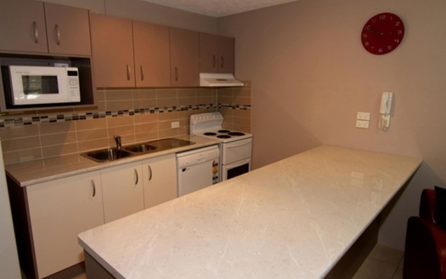 Merrima Court Holidays