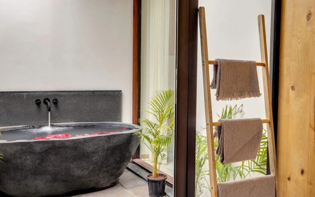 Over Water Villas - Rumah Hutan