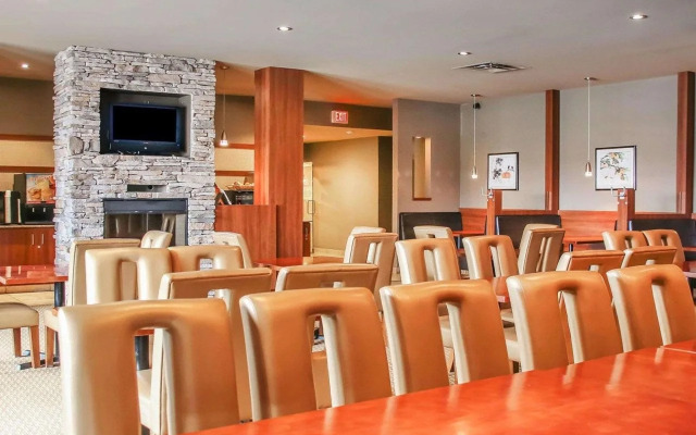 Quality Inn Winnipeg