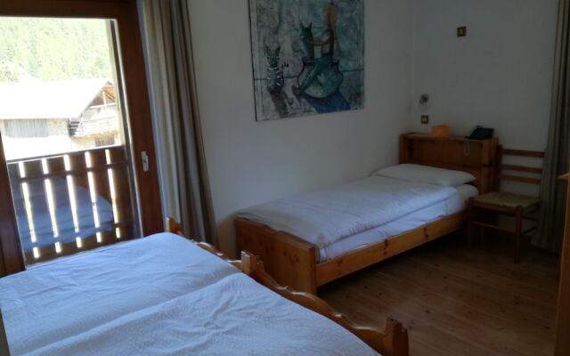 Hotel D'La Varda