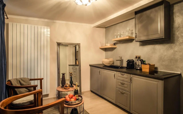 Luxury Apartments No. 91