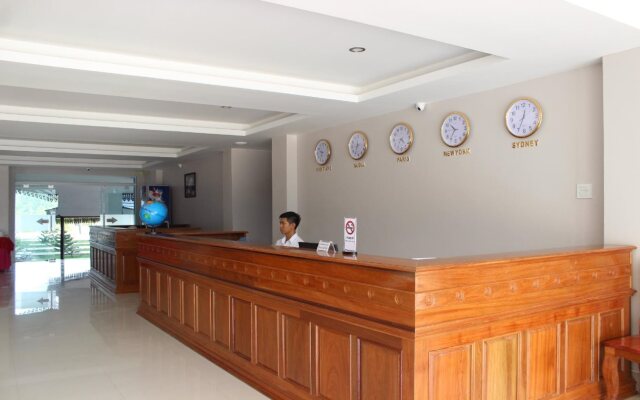 The Grand Riverside Hotel 2 Vangvieng