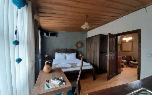 Maria Balat Hotel