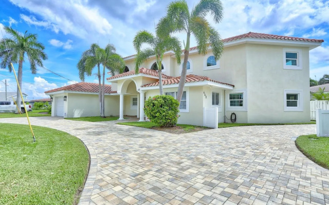 Villa At Bahia Shores-whole Property