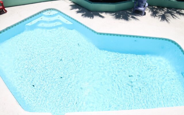 Atlantic Oasis - Upper Unit