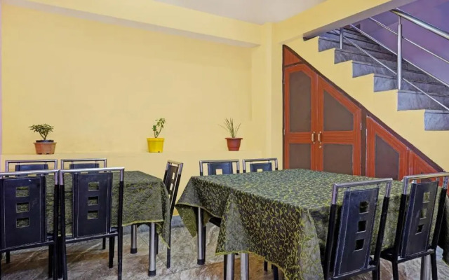 Oyo 22296 New Amber Hotel