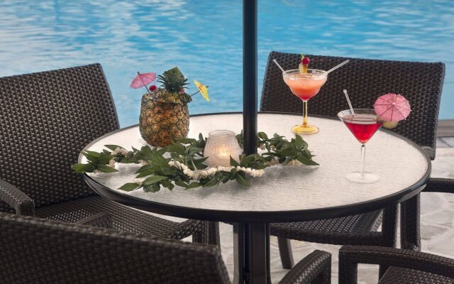 Courtyard by Marriott King Kamehameha's Kona Beach Hotel