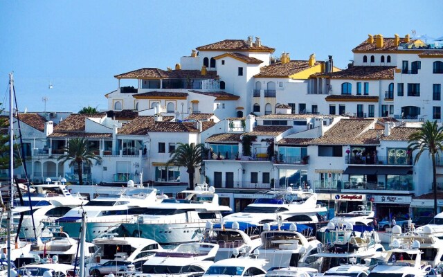 OleHolidays Benabola vistas al mar y a Puerto Banús 50 m. playa