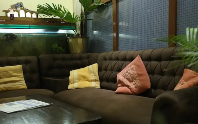 Hotel Holy Temple Tree & Chautari Cafe