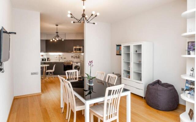 Wehost Spacious place near Rustaveli