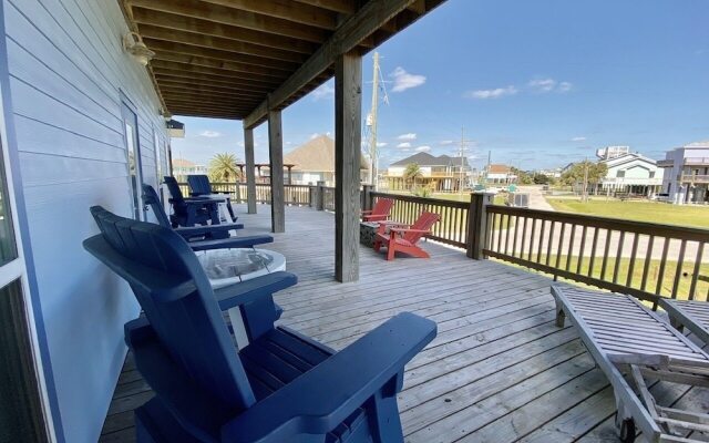 Bali Beach House by RedAwning