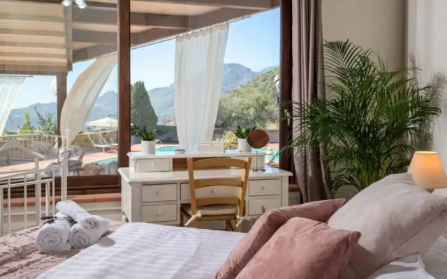 Pool House Giulia Comfortable Holiday Residence
