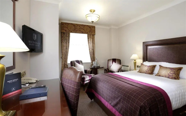 Macdonald Kilhey Court