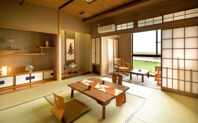 Yumoto Kobayashi