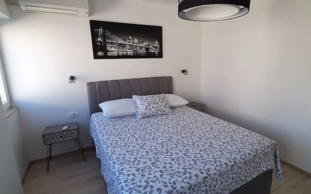 Sea View Apartment Zara Bruna