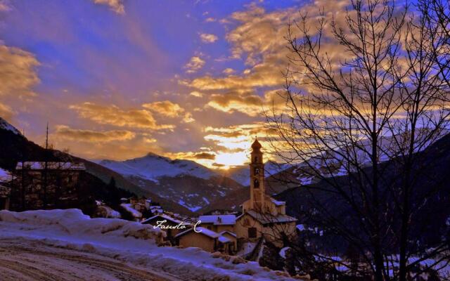 Appartamenti Casa Vacanze Raethia