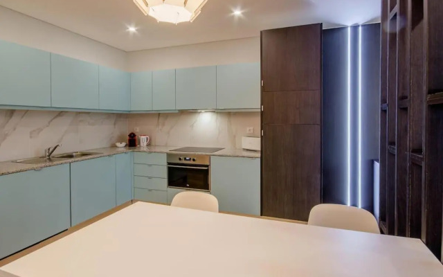 NEW!! Galé 406 Center Apartment (wifi, parking)