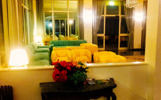 Hotel Caesar (Bed and Breakfast)