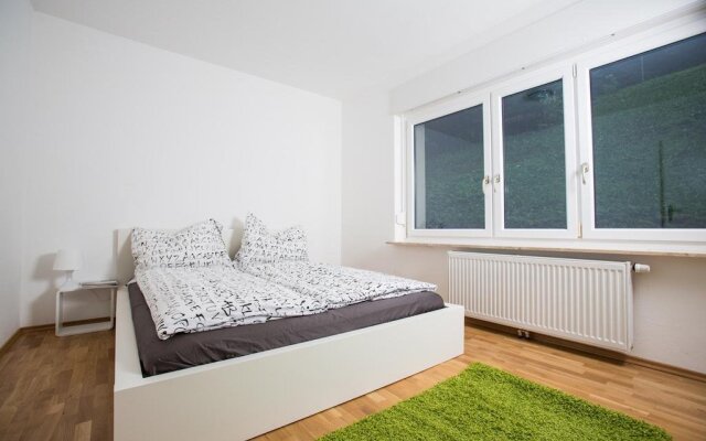Perfect View - Quiet and Family Friendly