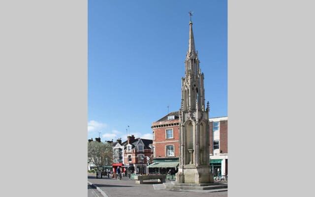 No 28B St Benedict