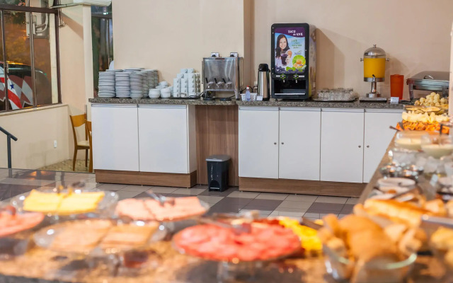 Hotel Letto Caxias