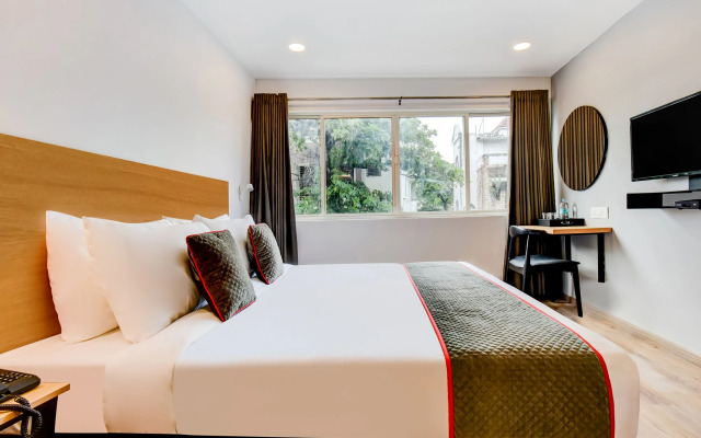 OYO Townhouse 146 Vijay Talkies