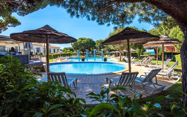 Charm Apartment T2 All With Big Terrace Albufeira