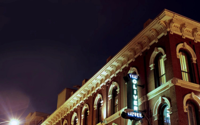 The Oliver Hotel