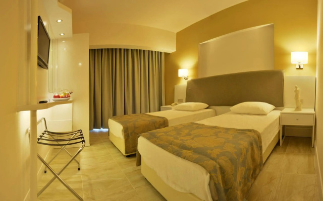 Maris Beach Otel