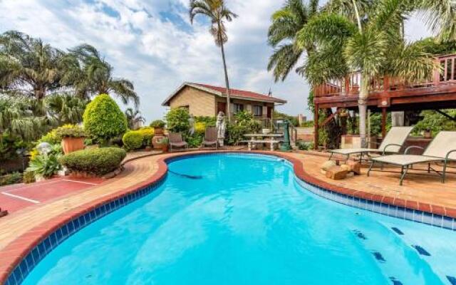 Palm Lodge