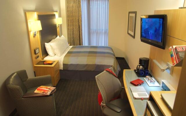 World Center Hotel