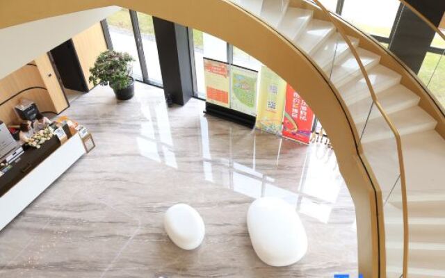 Shanghal 0xygen land Resort Villa