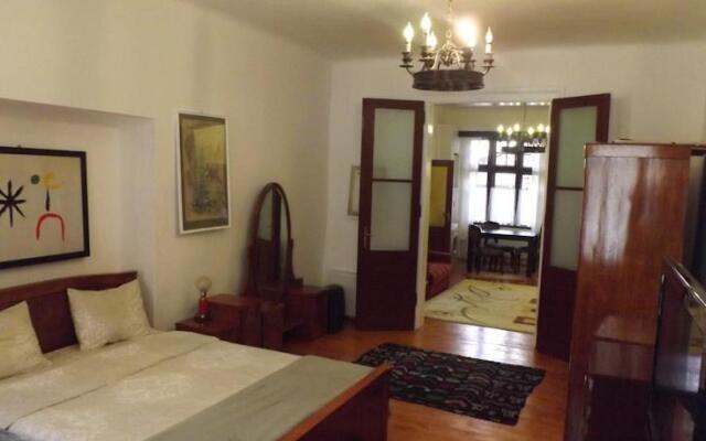 Apartament in Cetate