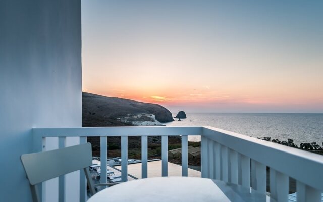 Milos Breeze Boutique Hotel