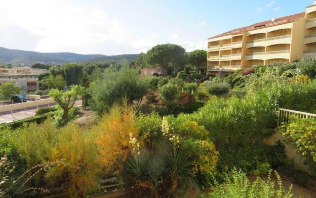 Appartement Bormes-les-Mimosas, 2 pièces, 4 personnes - FR-1-610-16