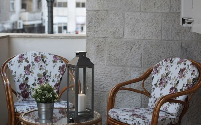 Jonathan hotel in Ben Yehuda
