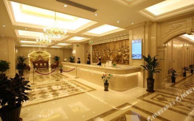 Vienna International Hotel (Shanghai Zhujing)