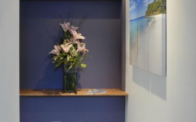 By The Beach Bed And Breakfast Holiday Apartments