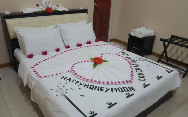 Whale Shark Inn Maldives