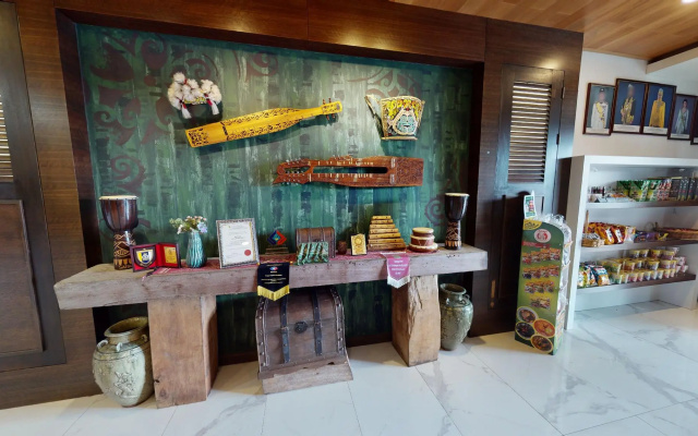 Serapi Hotel