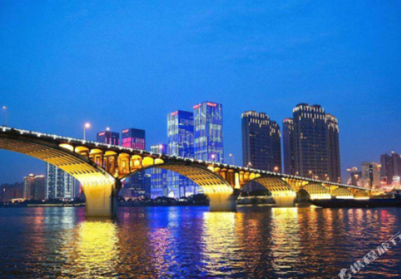 Ronghui Hotel