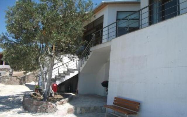 Evim Zeytinlik Pension