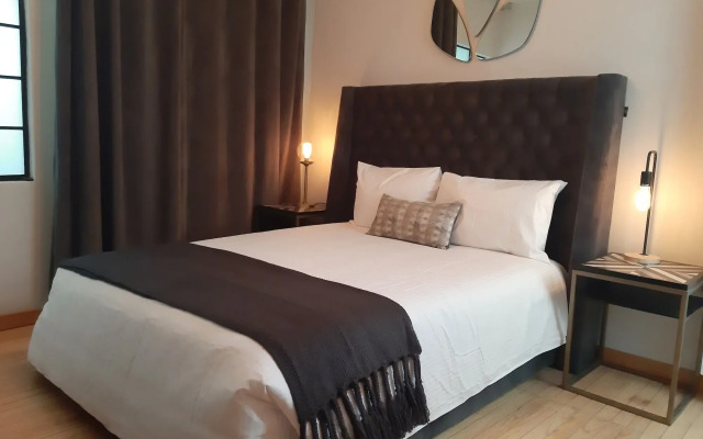 Suites Alcazar