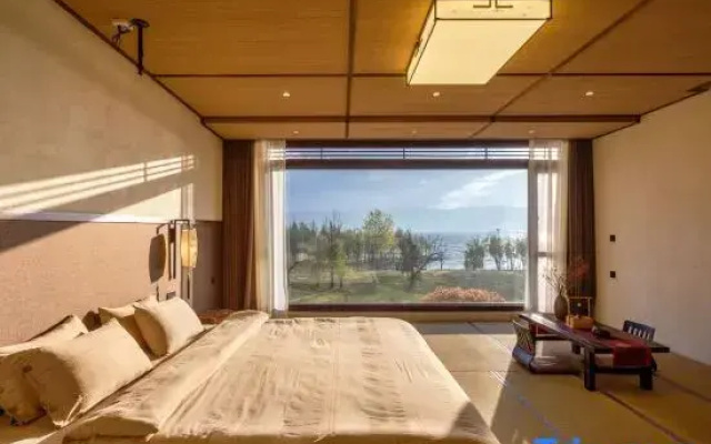 Shi Song · Zen National Style Courtyard (Erhai Beach Store)