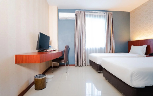 The Crew Hotel Kualanamu International Airport