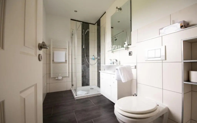 Hotel Nige Hus