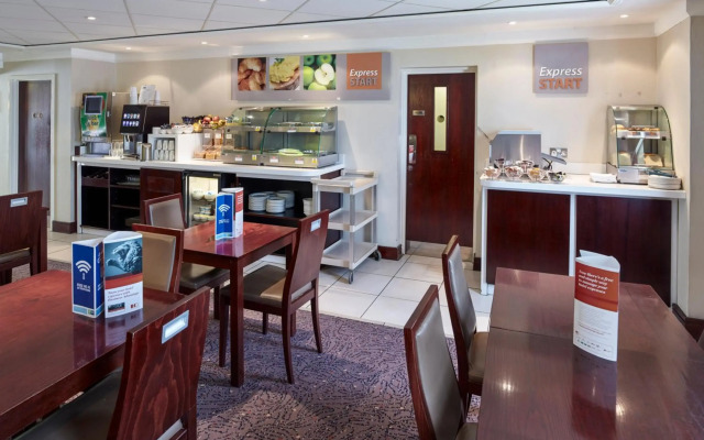 Holiday Inn Express Glenrothes by IHG