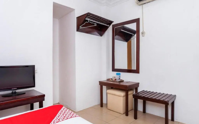 OYO 90742 I-home Hotel