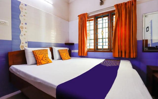 Jk Guest House by OYO Rooms