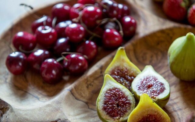 Moni Emvasis Luxury Suites